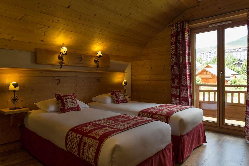 Chalet Htel Le Beausoleil The Originals Relais Hotell Fontcouverte-la-Toussuire Rom bilde